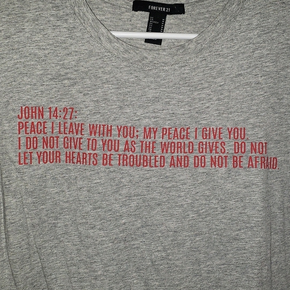 Forever 21 T Shirt - Picture 2 of 4
